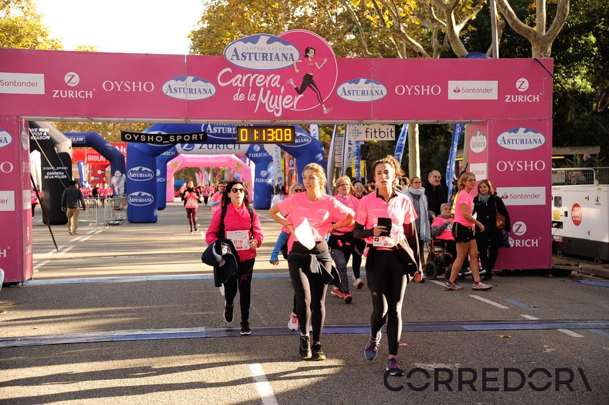 Llegada de la Carrera de la Mujer de Barcelona (ARCO DERECHO 41)