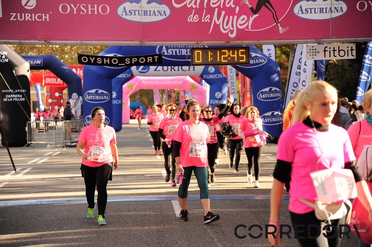 Llegada de la Carrera de la Mujer de Barcelona (ARCO DERECHO 40)