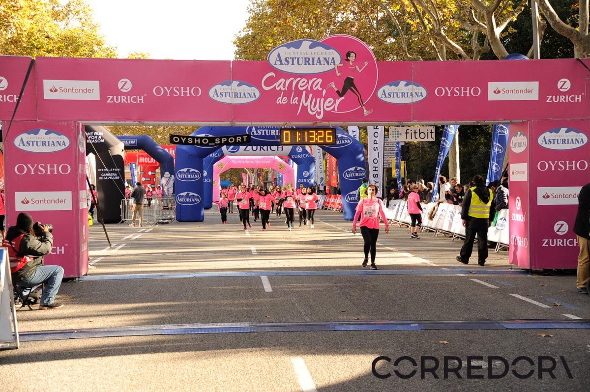 Llegada de la Carrera de la Mujer de Barcelona (ARCO DERECHO 41)