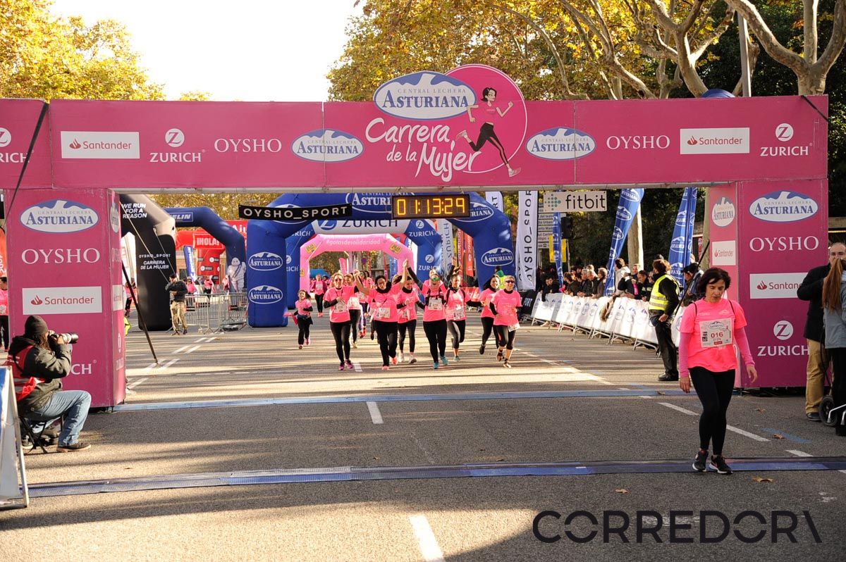 Llegada de la Carrera de la Mujer de Barcelona (ARCO DERECHO 41)
