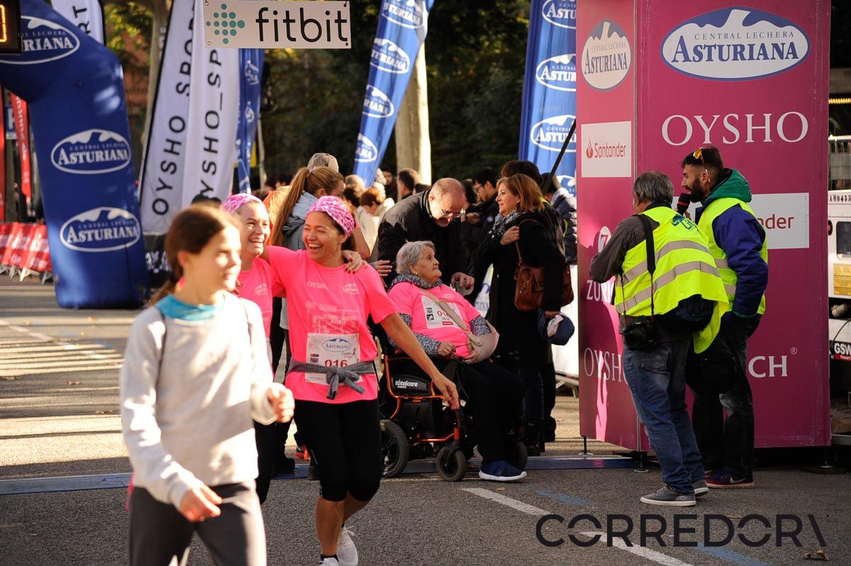 Llegada de la Carrera de la Mujer de Barcelona (ARCO DERECHO 40)