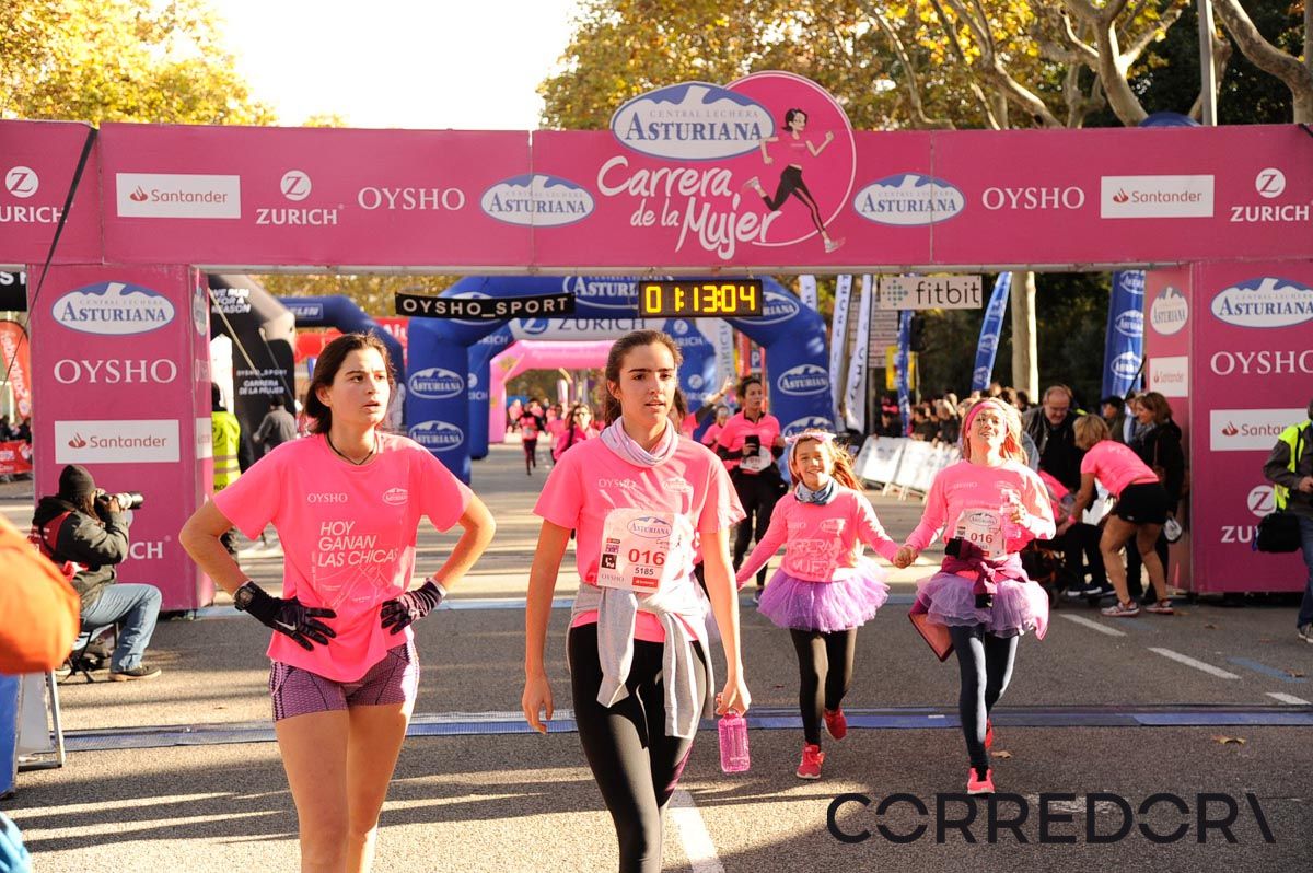 Llegada de la Carrera de la Mujer de Barcelona (ARCO DERECHO 40)