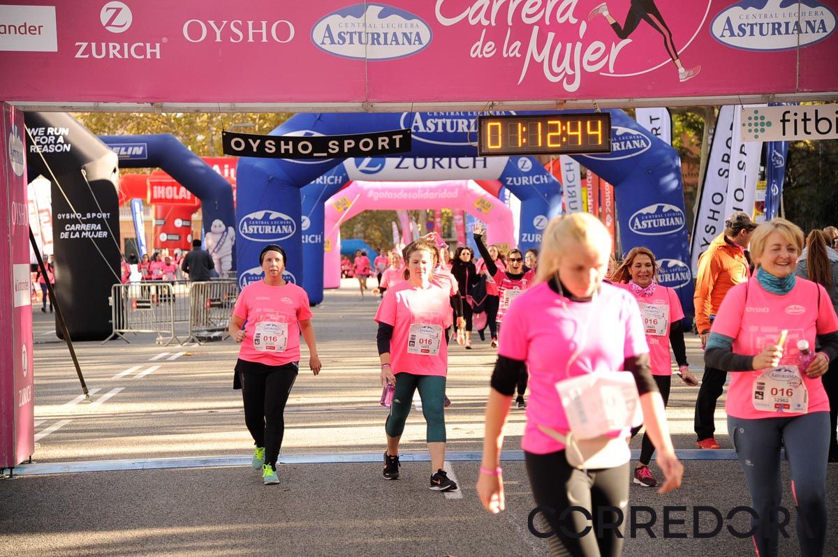 Llegada de la Carrera de la Mujer de Barcelona (ARCO DERECHO 40)