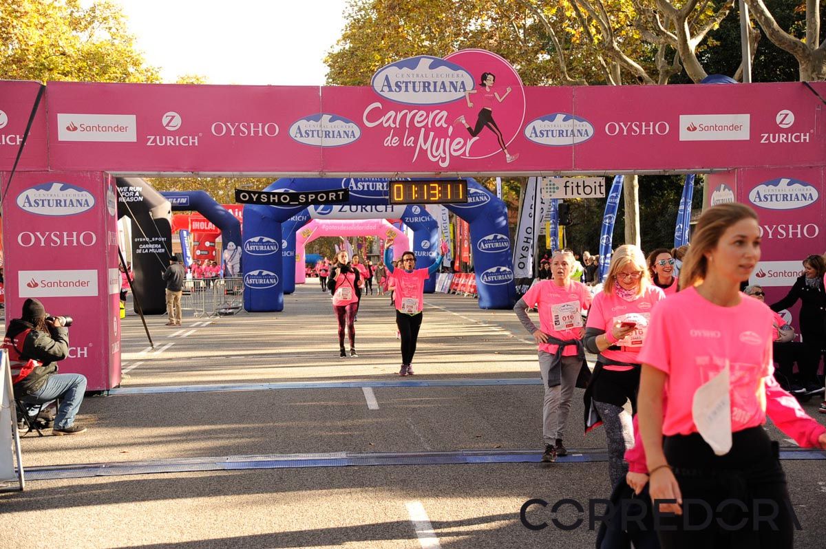 Llegada de la Carrera de la Mujer de Barcelona (ARCO DERECHO 41)