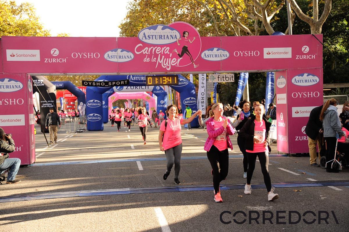 Llegada de la Carrera de la Mujer de Barcelona (ARCO DERECHO 41)