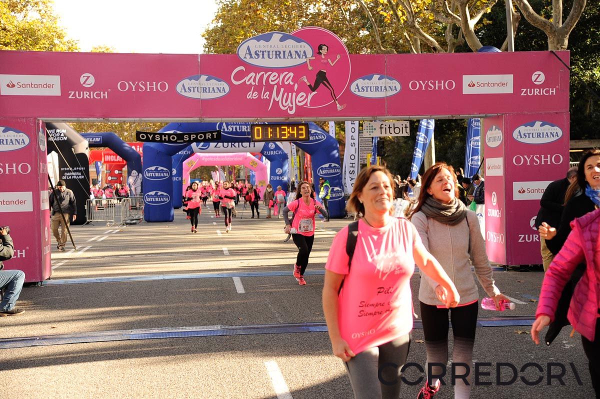Llegada de la Carrera de la Mujer de Barcelona (ARCO DERECHO 41)