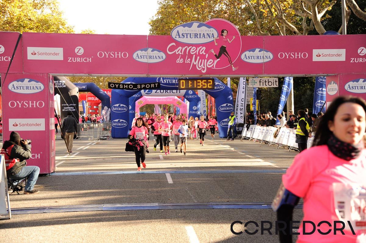 Llegada de la Carrera de la Mujer de Barcelona (ARCO DERECHO 41)