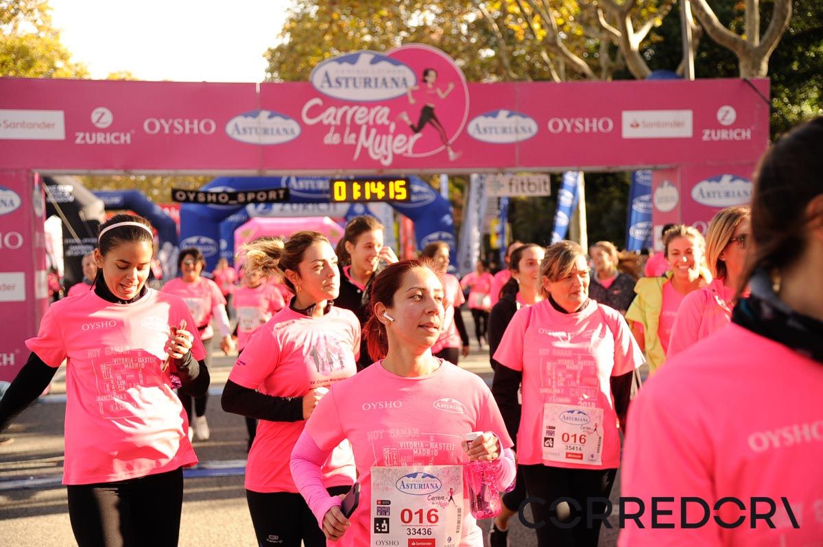 Llegada de la Carrera de la Mujer de Barcelona (ARCO DERECHO 42)