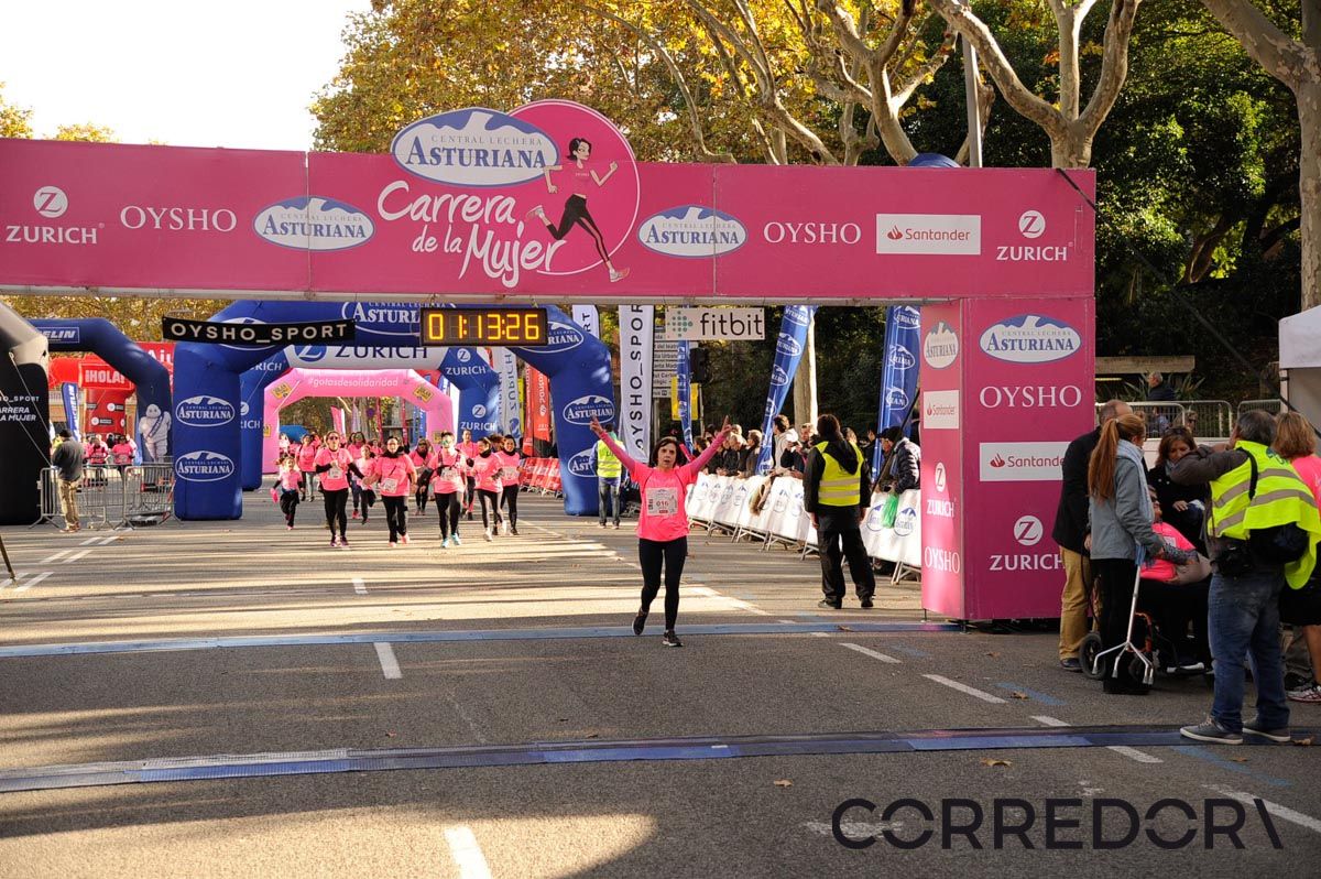 Llegada de la Carrera de la Mujer de Barcelona (ARCO DERECHO 41)