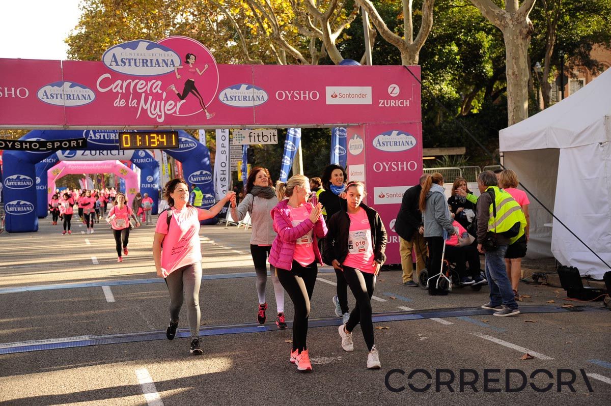 Llegada de la Carrera de la Mujer de Barcelona (ARCO DERECHO 41)