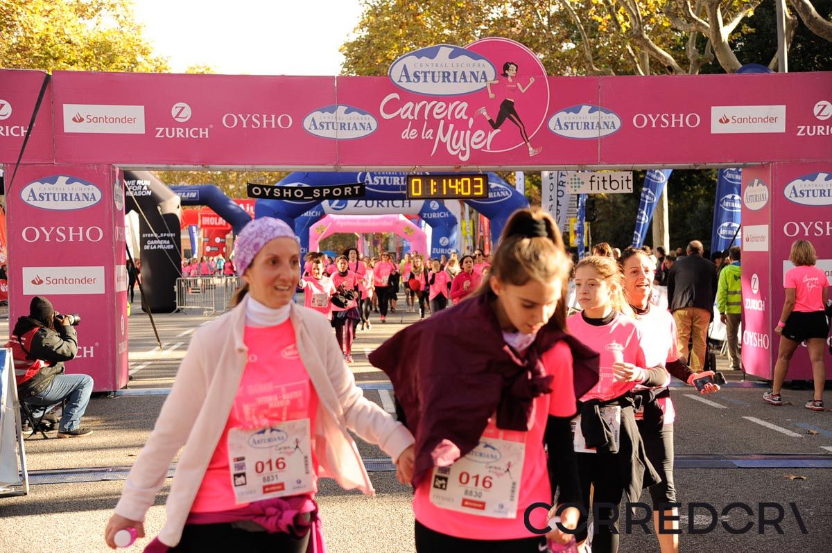Llegada de la Carrera de la Mujer de Barcelona (ARCO DERECHO 42)