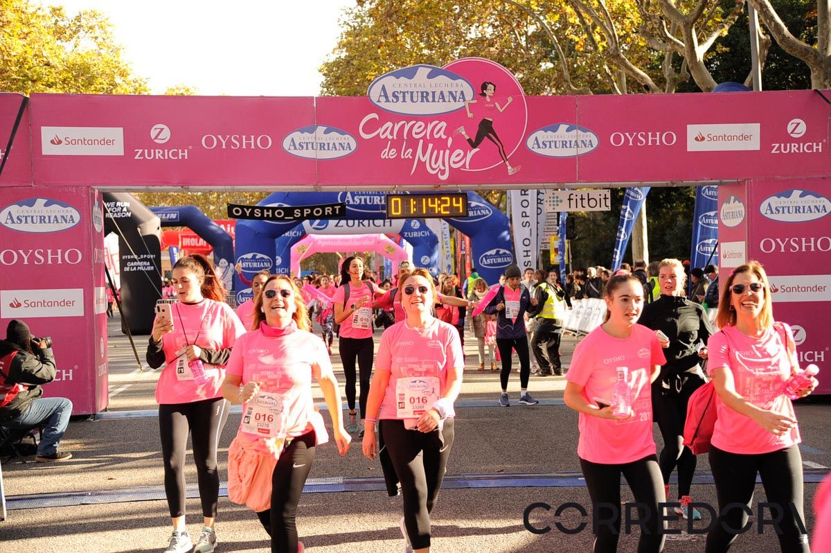 Llegada de la Carrera de la Mujer de Barcelona (ARCO DERECHO 42)