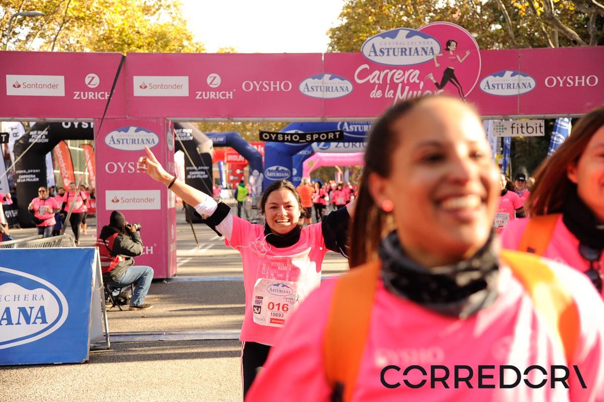 Llegada de la Carrera de la Mujer de Barcelona (ARCO DERECHO 43)