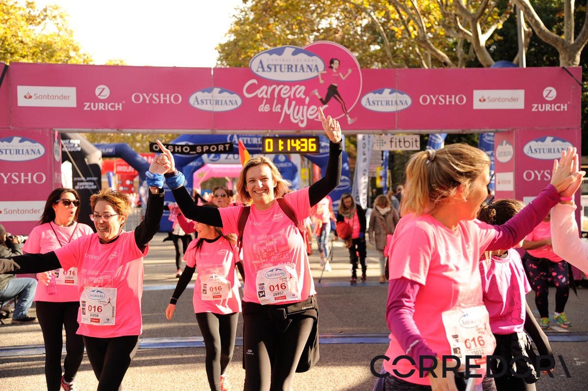 Llegada de la Carrera de la Mujer de Barcelona (ARCO DERECHO 43)