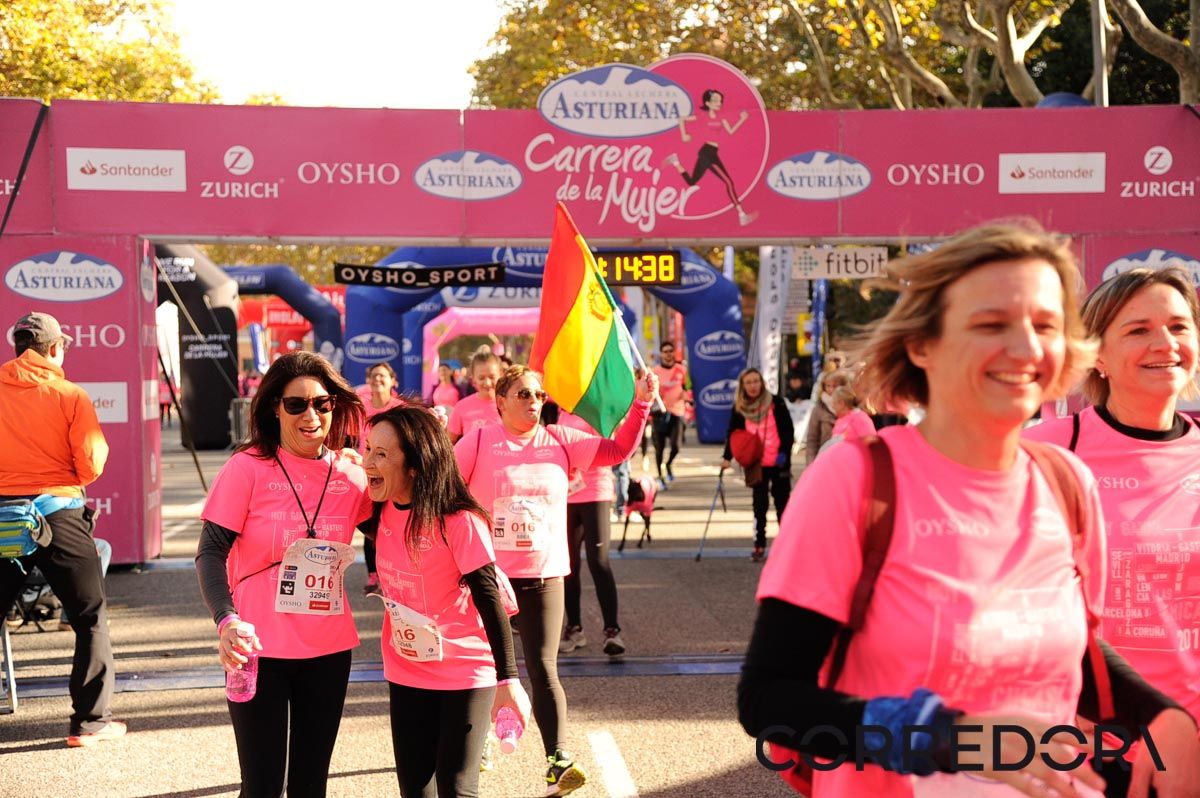 Llegada de la Carrera de la Mujer de Barcelona (ARCO DERECHO 43)