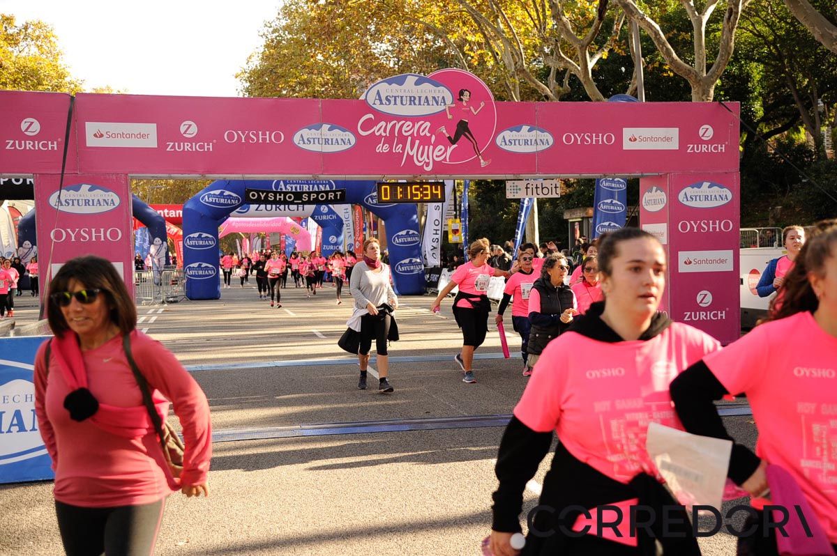 Llegada de la Carrera de la Mujer de Barcelona (ARCO DERECHO 44)