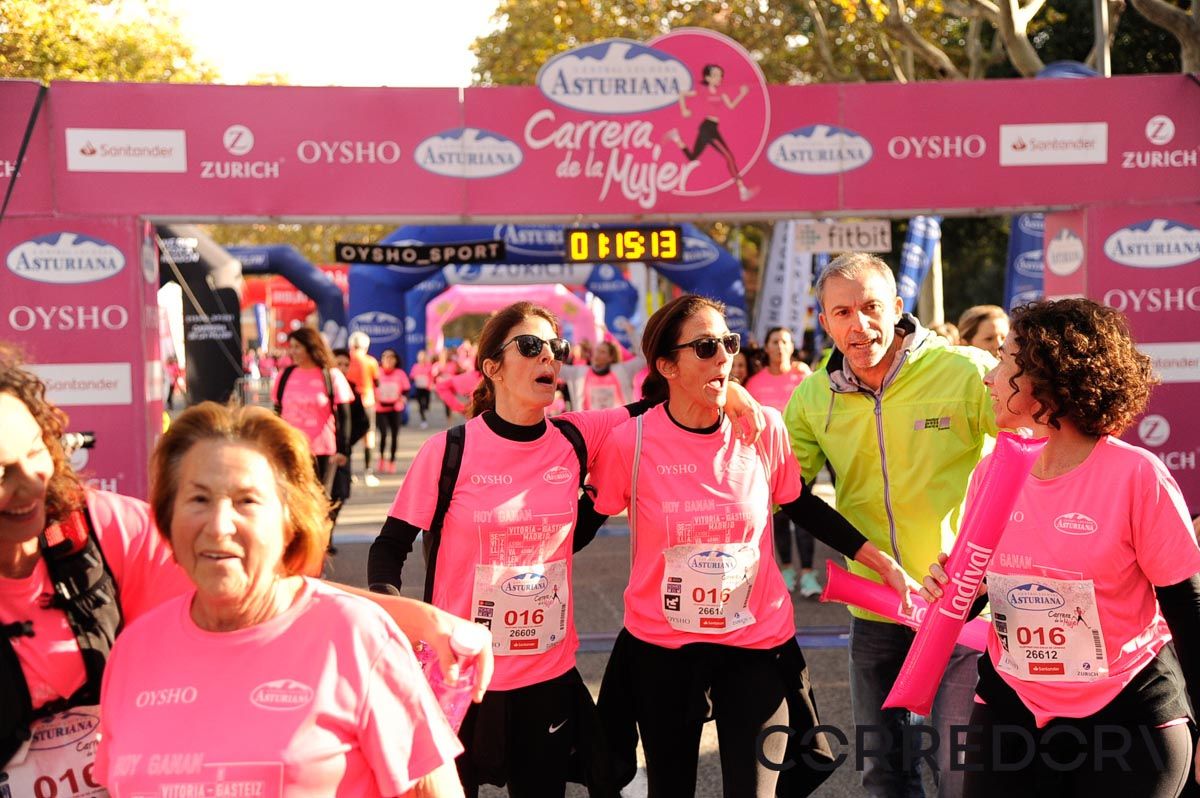 Llegada de la Carrera de la Mujer de Barcelona (ARCO DERECHO 44)