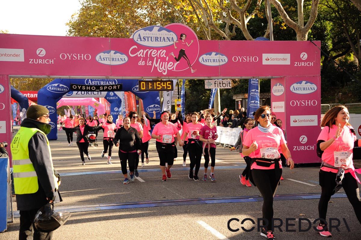 Llegada de la Carrera de la Mujer de Barcelona (ARCO DERECHO 44)