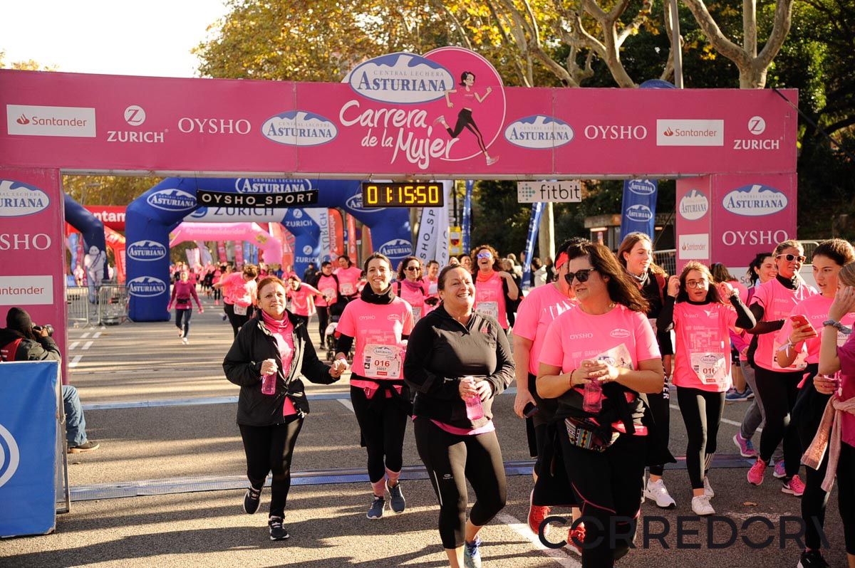 Llegada de la Carrera de la Mujer de Barcelona (ARCO DERECHO 44)