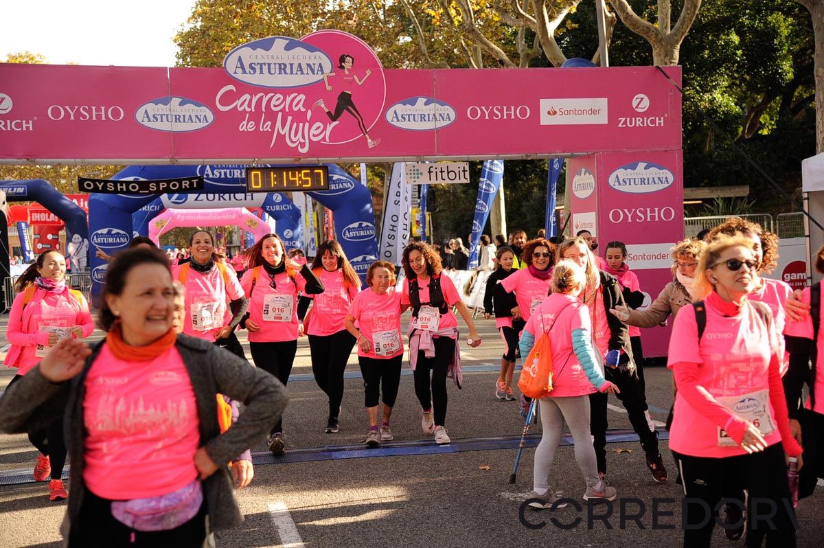 Llegada de la Carrera de la Mujer de Barcelona (ARCO DERECHO 43)