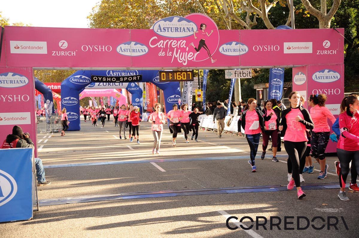 Llegada de la Carrera de la Mujer de Barcelona (ARCO DERECHO 45)