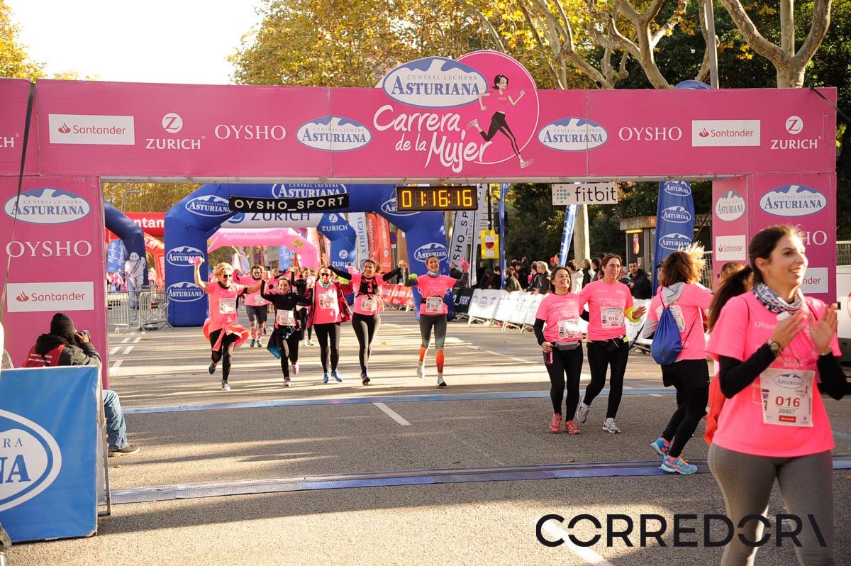 Llegada de la Carrera de la Mujer de Barcelona (ARCO DERECHO 45)