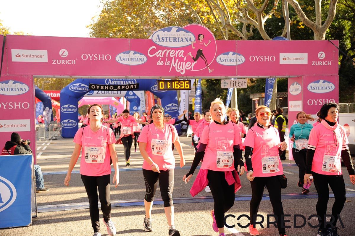 Llegada de la Carrera de la Mujer de Barcelona (ARCO DERECHO 45)