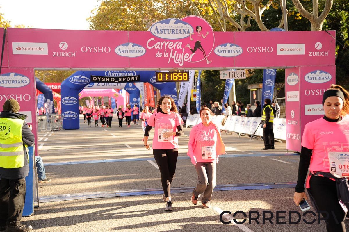 Llegada de la Carrera de la Mujer de Barcelona (ARCO DERECHO 46)