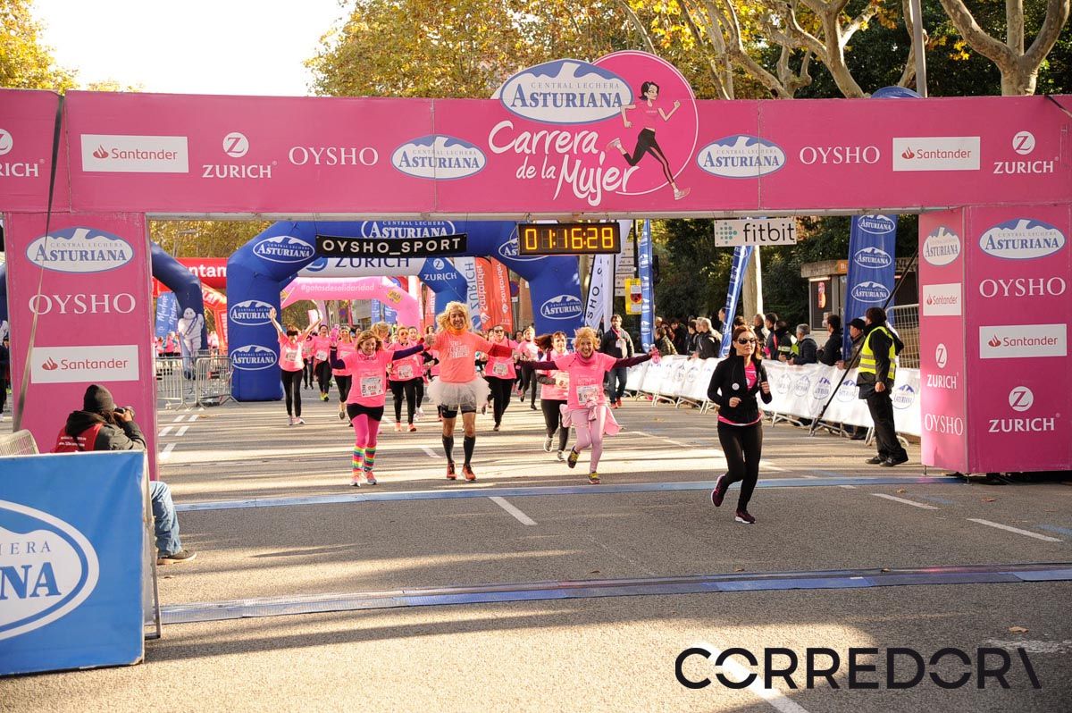 Llegada de la Carrera de la Mujer de Barcelona (ARCO DERECHO 45)