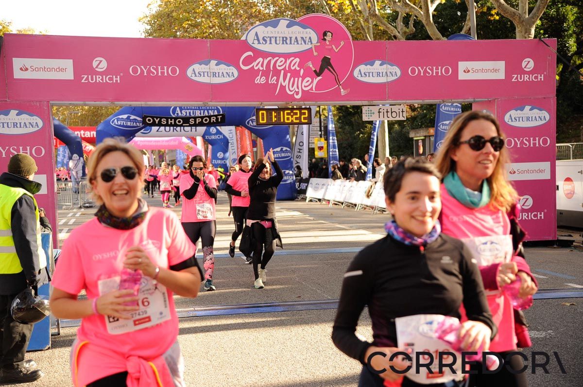 Llegada de la Carrera de la Mujer de Barcelona (ARCO DERECHO 45)