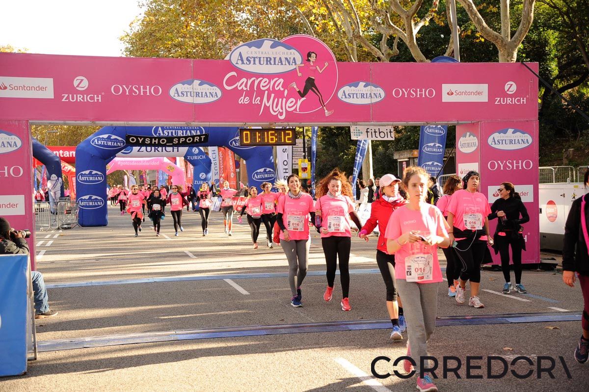 Llegada de la Carrera de la Mujer de Barcelona (ARCO DERECHO 45)