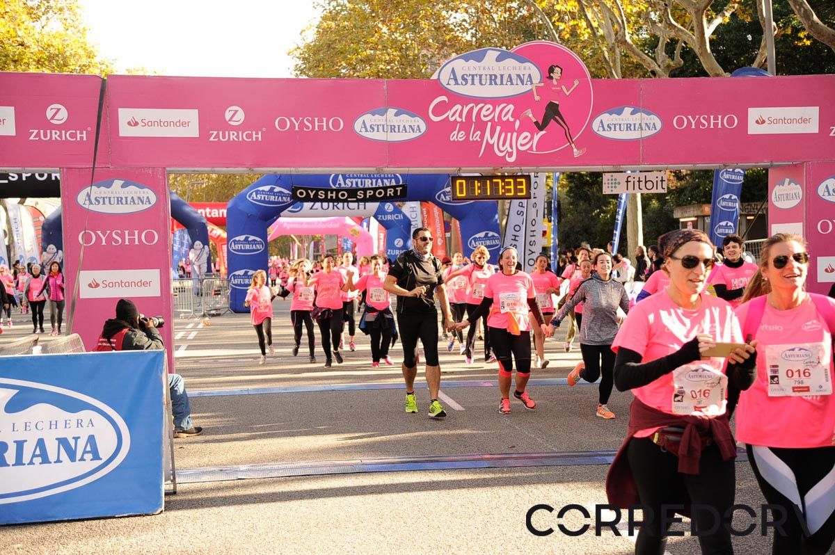 Llegada de la Carrera de la Mujer de Barcelona (ARCO DERECHO 47)