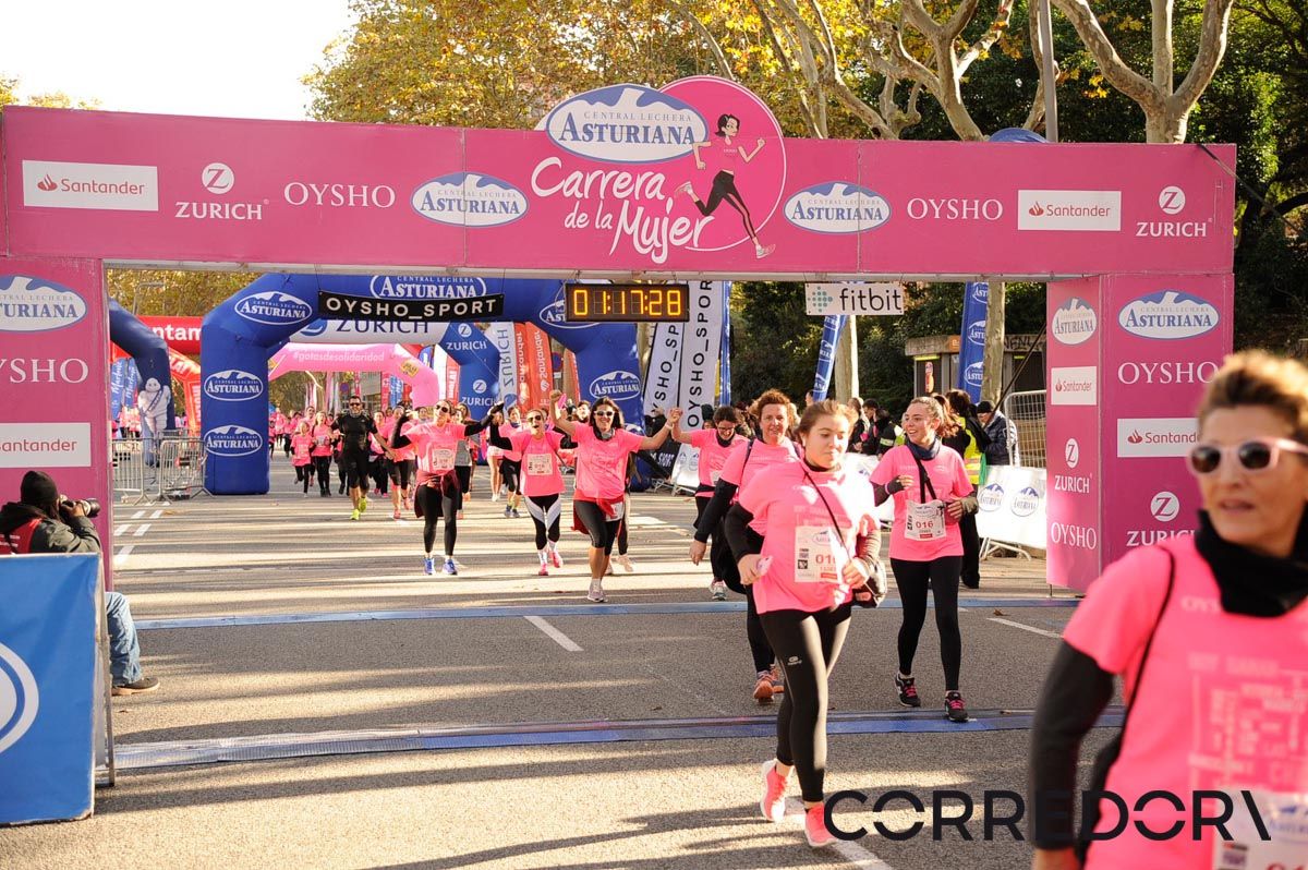 Llegada de la Carrera de la Mujer de Barcelona (ARCO DERECHO 46)