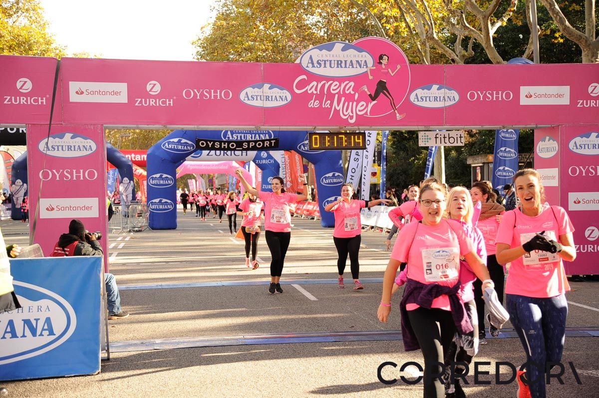 Llegada de la Carrera de la Mujer de Barcelona (ARCO DERECHO 46)
