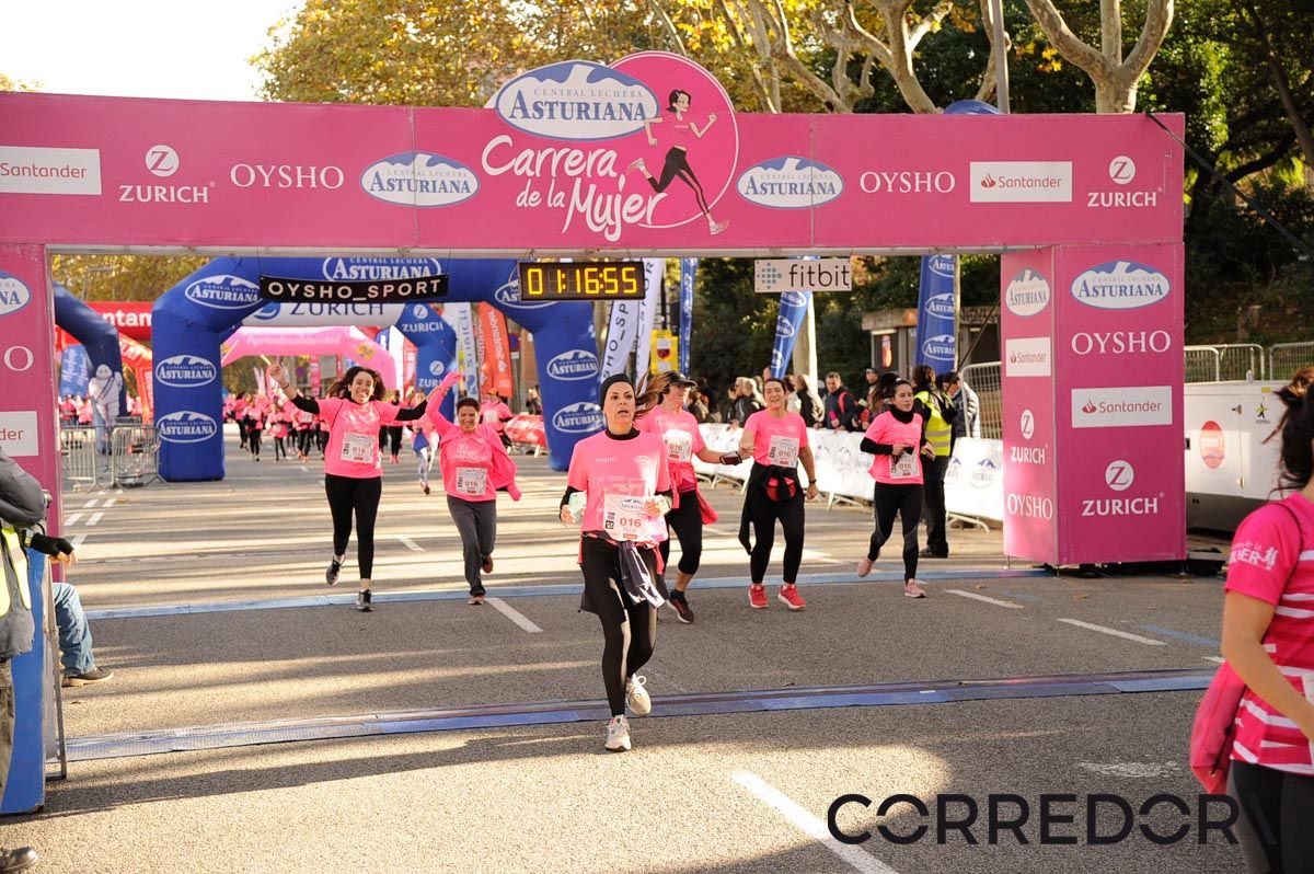 Llegada de la Carrera de la Mujer de Barcelona (ARCO DERECHO 46)
