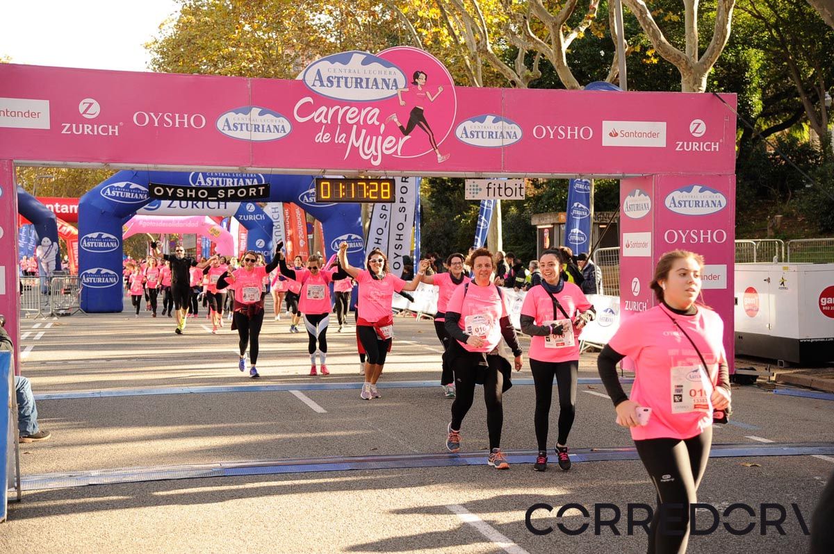 Llegada de la Carrera de la Mujer de Barcelona (ARCO DERECHO 46)