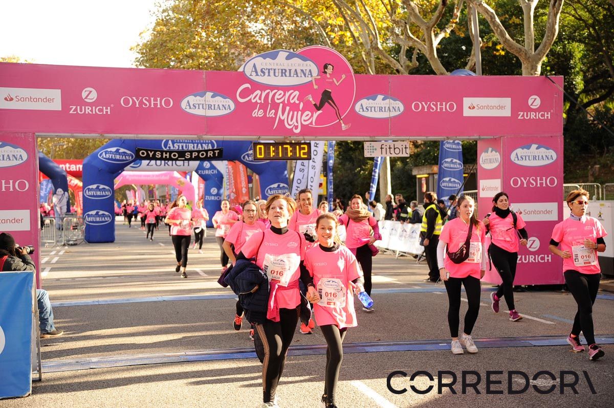 Llegada de la Carrera de la Mujer de Barcelona (ARCO DERECHO 46)