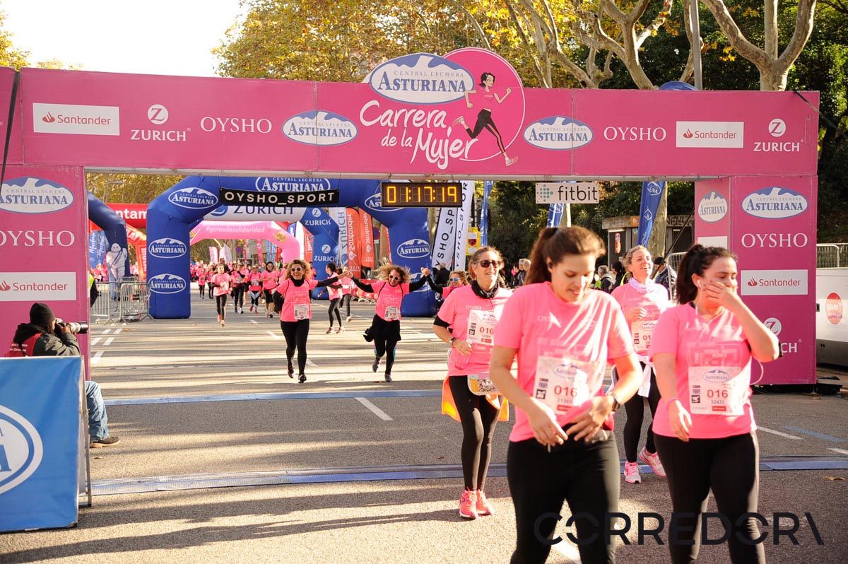 Llegada de la Carrera de la Mujer de Barcelona (ARCO DERECHO 46)