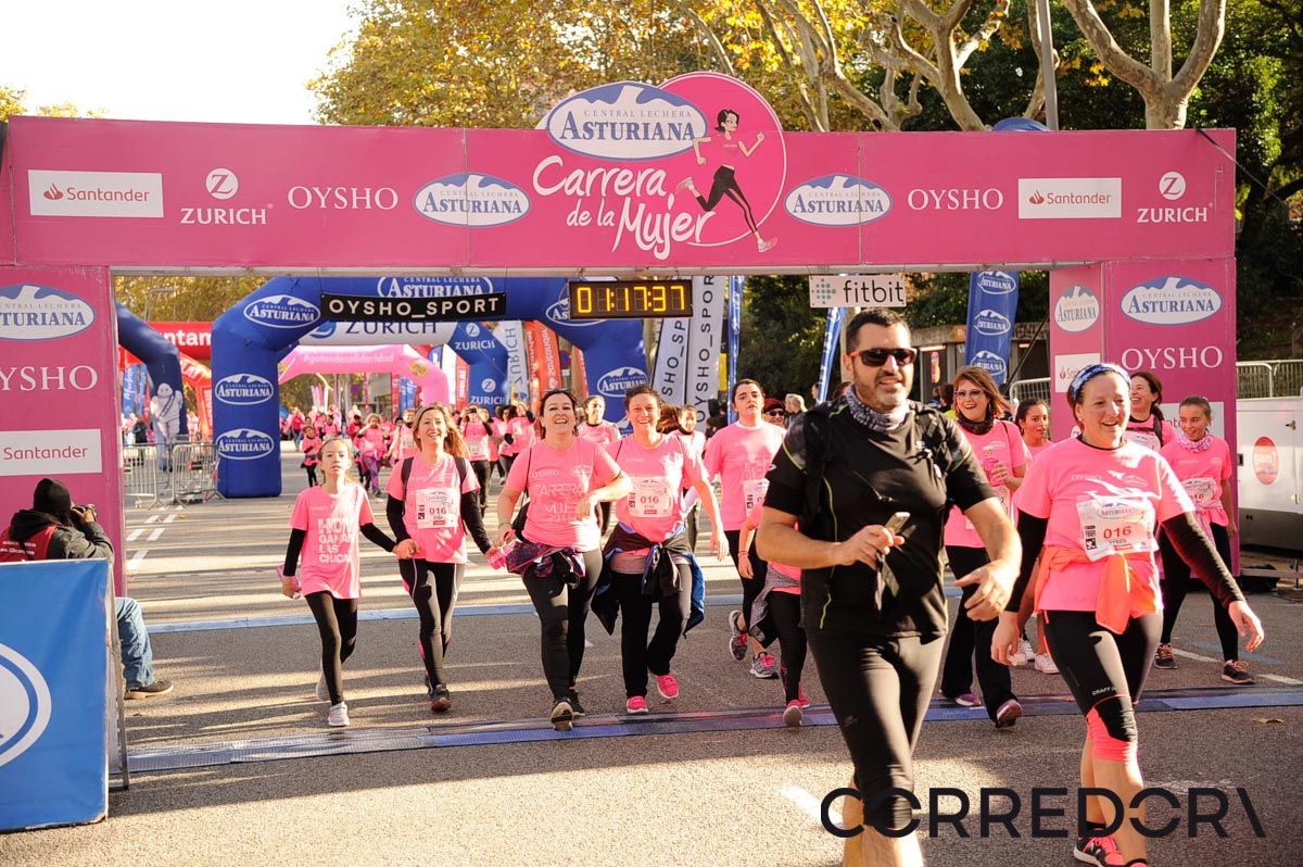 Llegada de la Carrera de la Mujer de Barcelona (ARCO DERECHO 47)