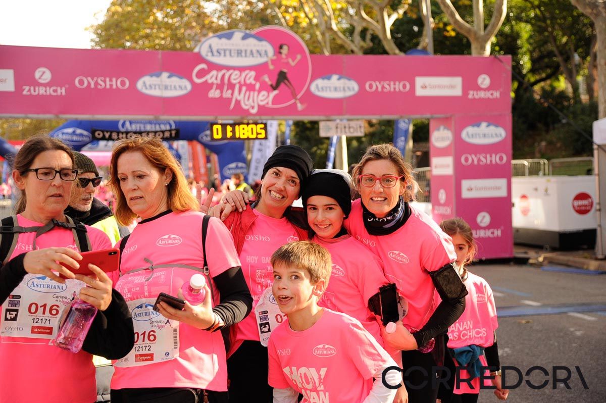 Llegada de la Carrera de la Mujer de Barcelona (ARCO DERECHO 47)