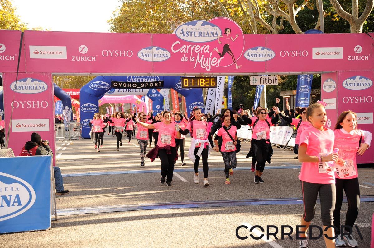 Llegada de la Carrera de la Mujer de Barcelona (ARCO DERECHO 48)