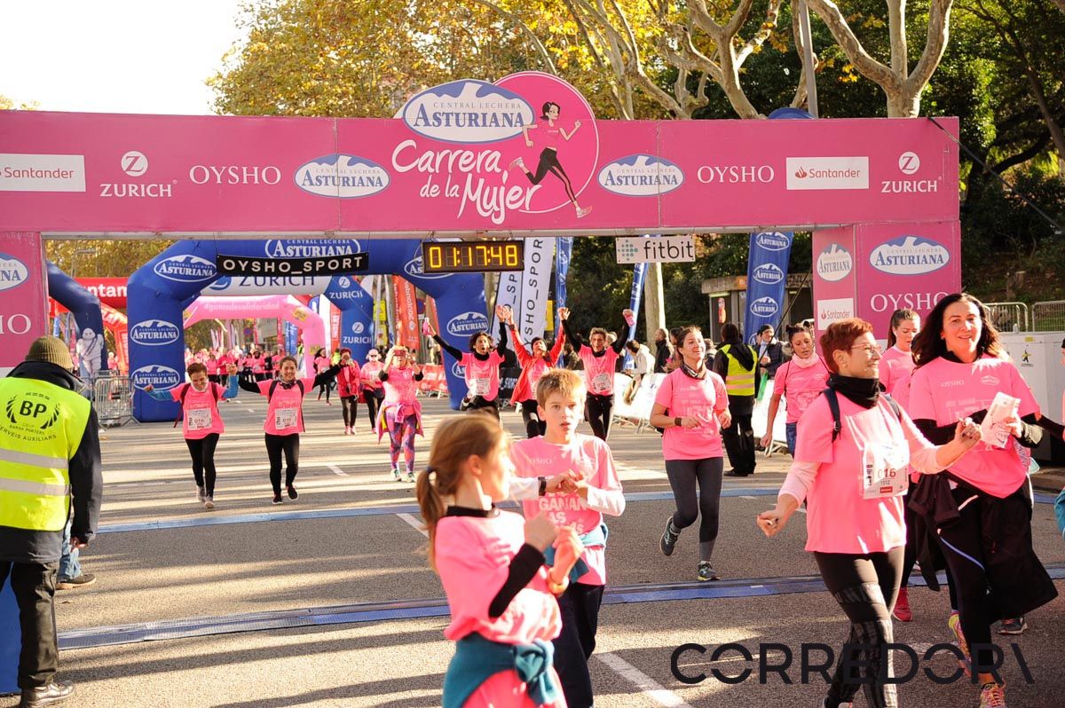Llegada de la Carrera de la Mujer de Barcelona (ARCO DERECHO 47)