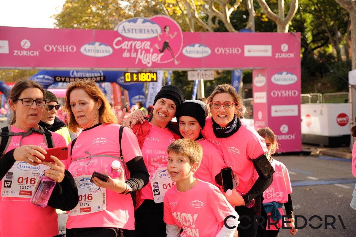 Llegada de la Carrera de la Mujer de Barcelona (ARCO DERECHO 47)