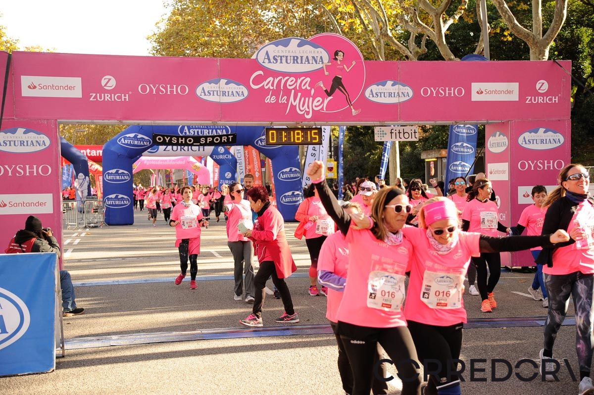 Llegada de la Carrera de la Mujer de Barcelona (ARCO DERECHO 48)