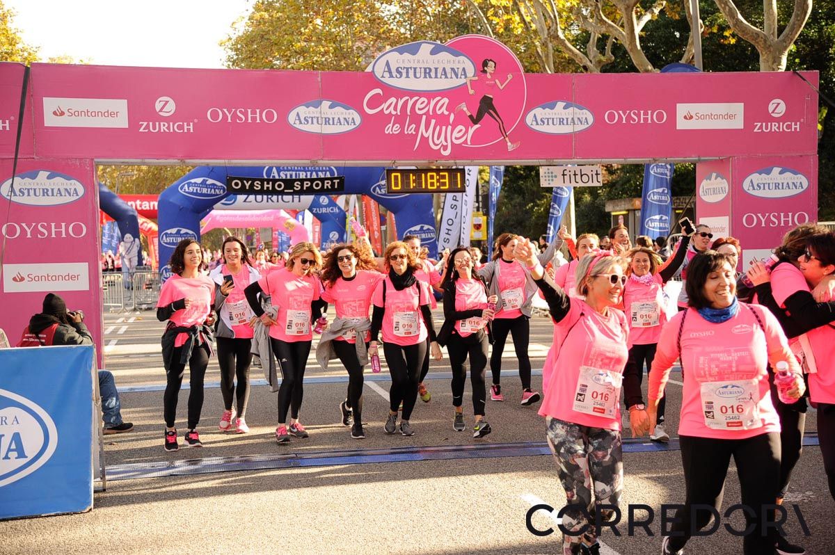 Llegada de la Carrera de la Mujer de Barcelona (ARCO DERECHO 48)