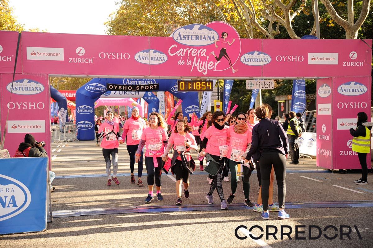Llegada de la Carrera de la Mujer de Barcelona (ARCO DERECHO 49)