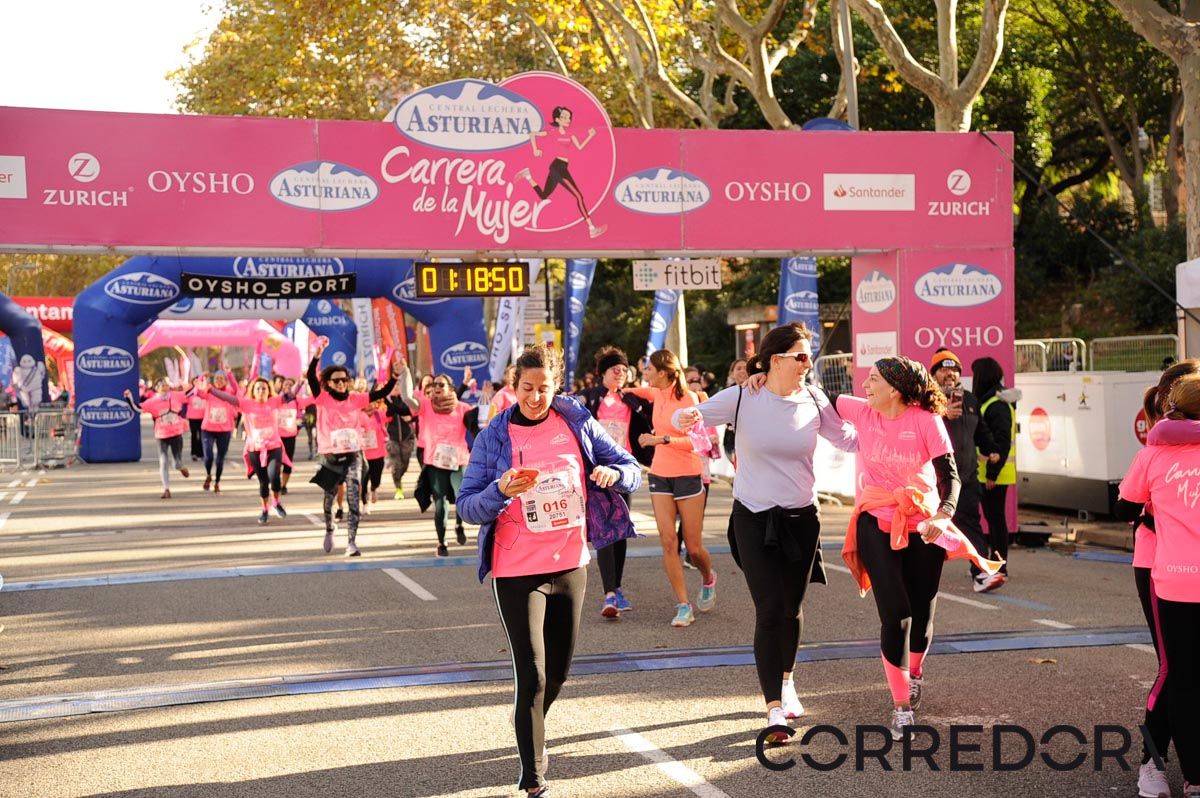 Llegada de la Carrera de la Mujer de Barcelona (ARCO DERECHO 48)