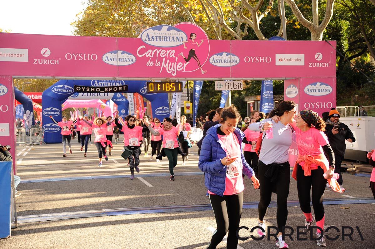 Llegada de la Carrera de la Mujer de Barcelona (ARCO DERECHO 48)