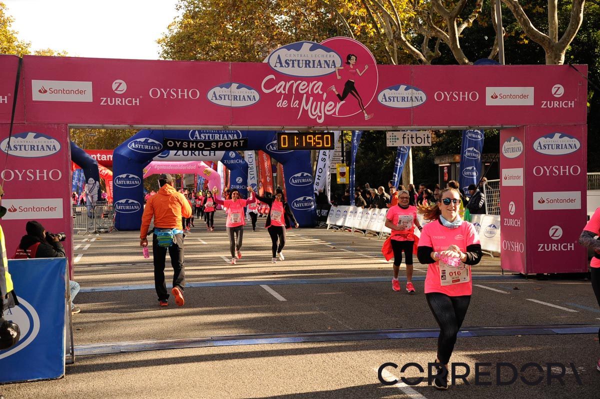 Llegada de la Carrera de la Mujer de Barcelona (ARCO DERECHO 50)