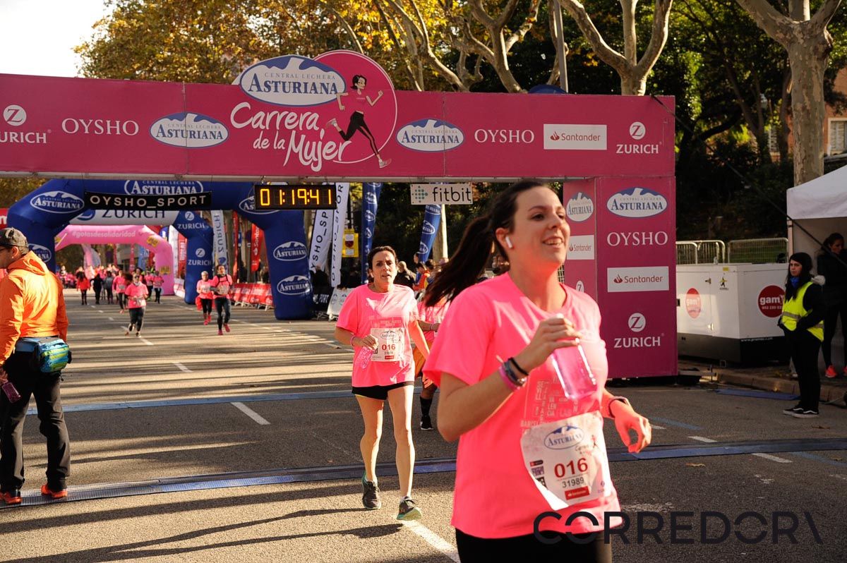 Llegada de la Carrera de la Mujer de Barcelona (ARCO DERECHO 49)